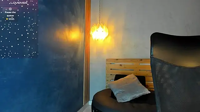 Daiisy kiss online show from 18, 1, 2026