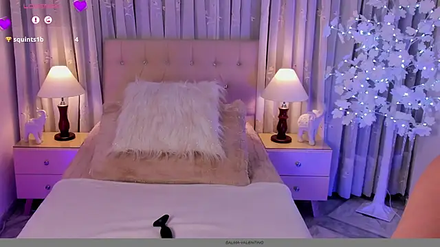 Snapshot of Salmavalentino chatting on 7, 5, 2026 Salmavalentino online show from 7, 5, 2026
