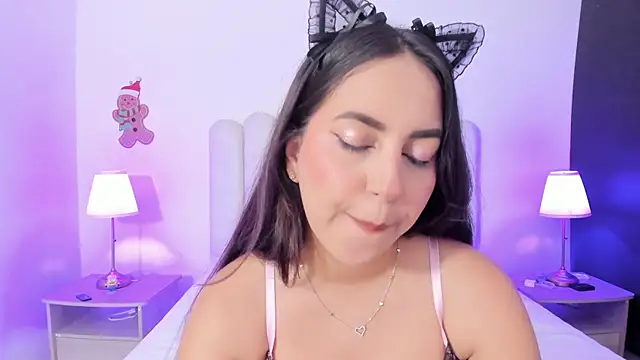 SofieBunnie online show from 6, 4, 2026