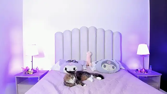 Snapshot of SofieBunnie chatting on 17, 10, 2025 SofieBunnie online show from 17, 10, 2025