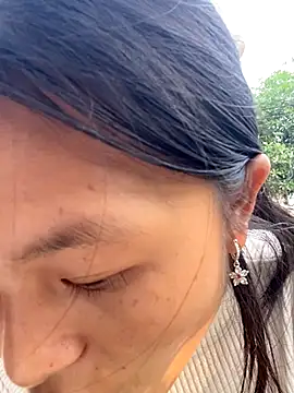 milo bae online show from 3, 12, 2025