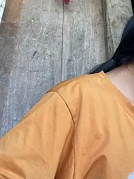 milo bae online show from 28, 4, 2026