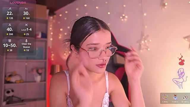 Lana Dreams  online show from 6, 3, 2026