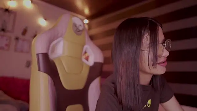 Lana Dreams  online show from 22, 10, 2025