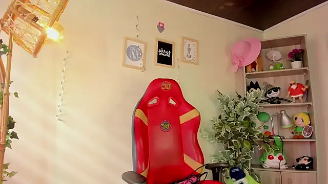 Lana Dreams  online show from 24, 9, 2025