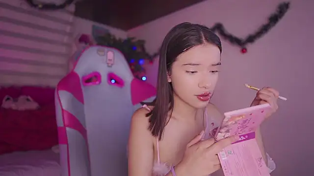 Lana Dreams  online show from 19, 12, 2025