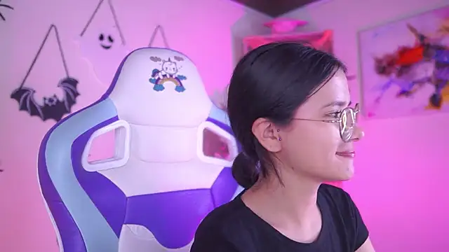 Lana Dreams  online show from 22, 10, 2025