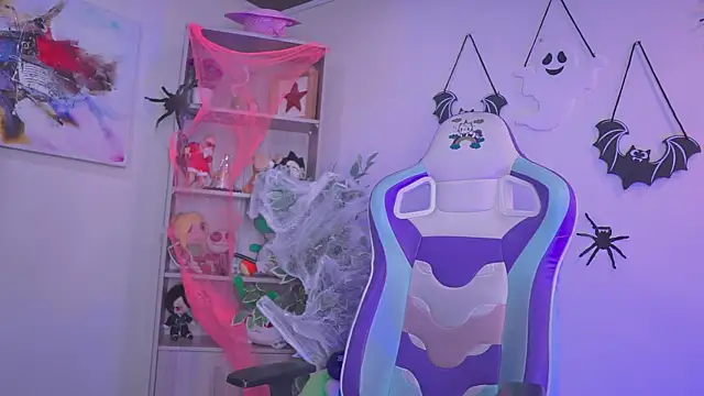 Lana Dreams  online show from 31, 10, 2025