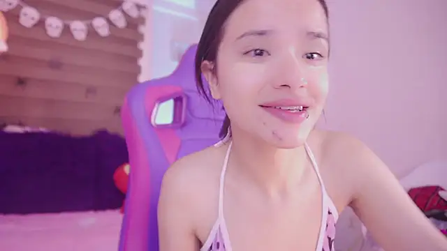 Lana Dreams  online show from 25, 10, 2025