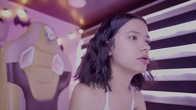 Lana Dreams  online show from 11, 10, 2025