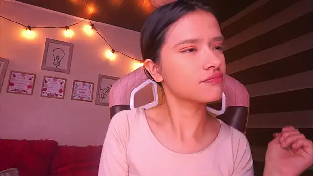 Lana Dreams  online show from 26, 11, 2025