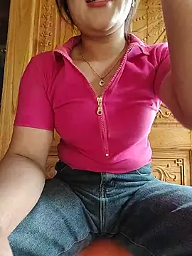 Snapshot of phungtiti chatting on 13, 7, 2026 phungtiti online show from 13, 7, 2026