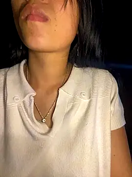 EmLy02 online show from 9, 11, 2025