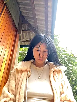 EmLy02 online show from 28, 10, 2025