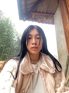 EmLy02 online show from 18, 11, 2025