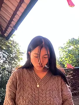 EmLy02 online show from 26, 11, 2025