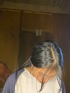 EmLy02 online show from 15, 11, 2025