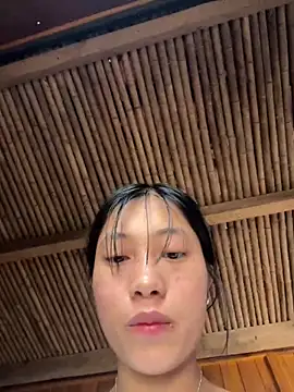 EmLy02 online show from 31, 3, 2026