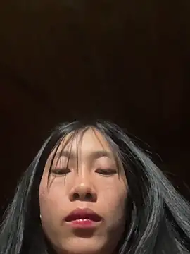 EmLy02 online show from 11, 4, 2026