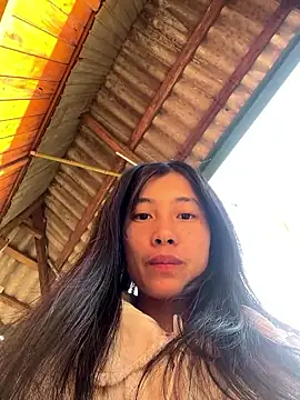 EmLy02 online show from 13, 1, 2026