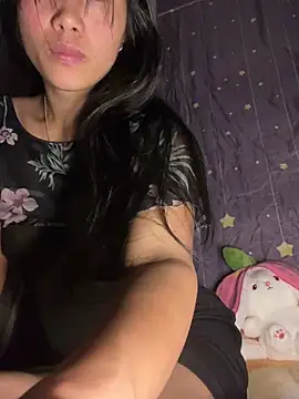 EmLy02 online show from 20, 4, 2026