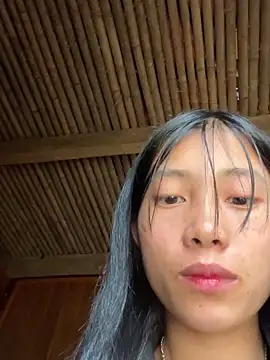 EmLy02 online show from 25, 4, 2026