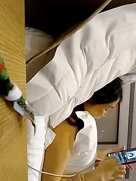 lingling5200 online show from 9, 9, 2025