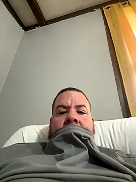 Snapshot of kev0n2389 chatting on 11, 9, 2025 kev0n2389 online show from 11, 9, 2025