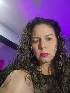 Snapshot of Nina_vallon chatting on 21, 7, 2026 Nina vallon online show from 21, 7, 2026