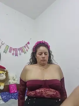 Nina vallon online show from 7, 4, 2026