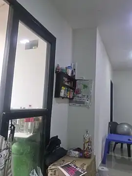 Nina vallon online show from 5, 3, 2026