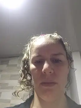 Nina vallon online show from 26, 11, 2025