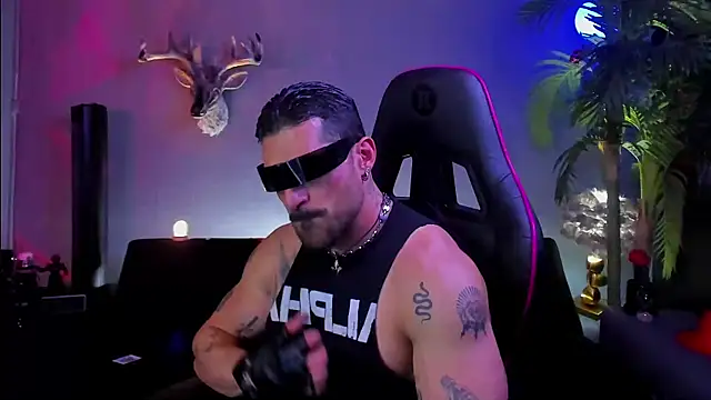 dennis cox1 online show from 25, 3, 2026