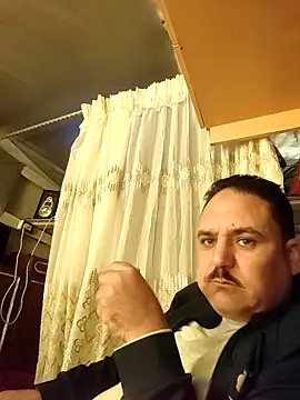 Snapshot of mM0140 chatting on 3, 12, 2025 mM0140 online show from 3, 12, 2025