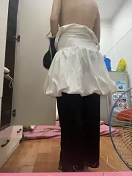 Miumieu online show from 7, 11, 2025