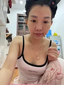 Miumieu online show from 22, 11, 2025