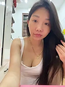 Miumieu online show from 17, 11, 2025