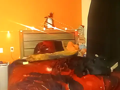 LusciousKandy online show from 4, 10, 2025
