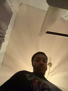 Kingstrokezxx online show from 2, 4, 2026