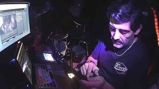 Rod Contreras ARG online show from 8, 11, 2025