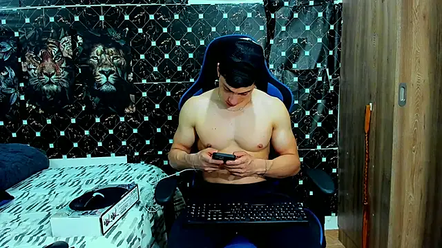 javiersexymann online show from 17, 5, 2026