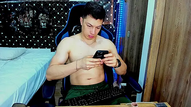 Snapshot of javiersexymann chatting on 27, 7, 2026 javiersexymann online show from 27, 7, 2026