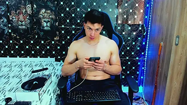 javiersexymann online show from 5, 6, 2026