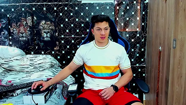 javiersexymann online show from 25, 2, 2026