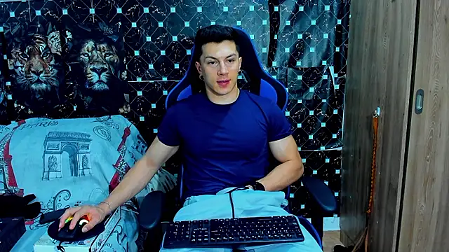 javiersexymann online show from 11, 2, 2026