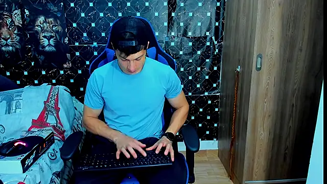 javiersexymann online show from 9, 1, 2026