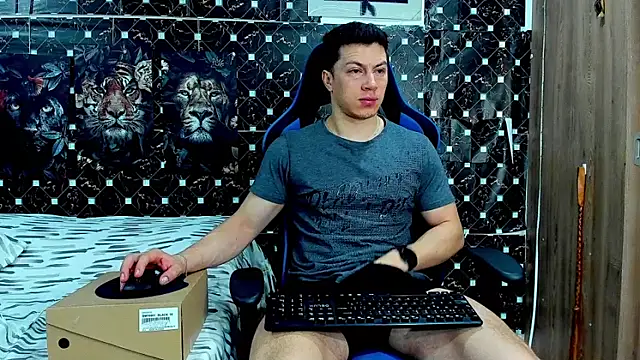 Snapshot of javiersexymann chatting on 6, 8, 2026 javiersexymann online show from 6, 8, 2026