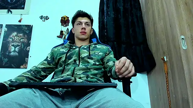 javiersexymann online show from 25, 2, 2025
