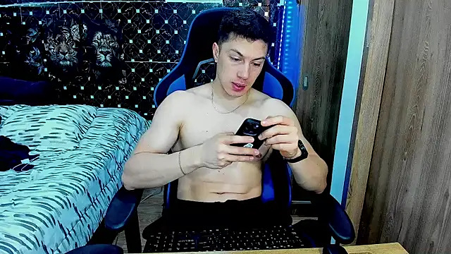Snapshot of javiersexymann chatting on 28, 7, 2026 javiersexymann online show from 28, 7, 2026