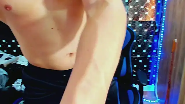 javiersexymann online show from 10, 6, 2026
